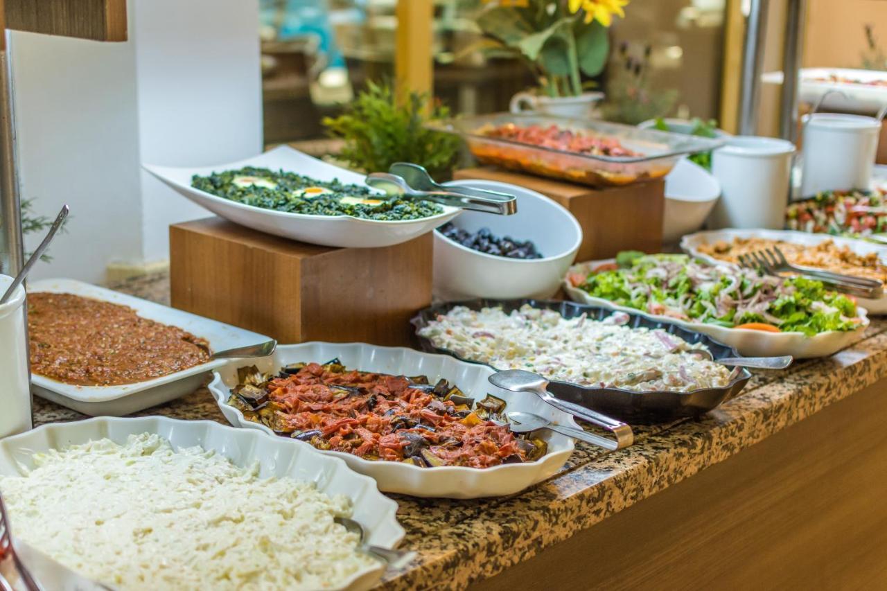 מרמריס Grand Hotel Faros מראה חיצוני תמונה