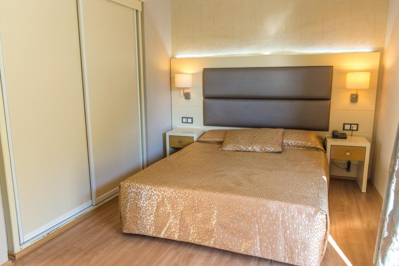 מרמריס Grand Hotel Faros מראה חיצוני תמונה